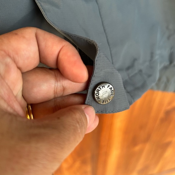 The Northface summit series Gore-tex Jacket. New. Size Large - Picture 2 of 16